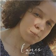 Licenciada en lengua castellana y literatura ofrece sus servicios de clases particulares